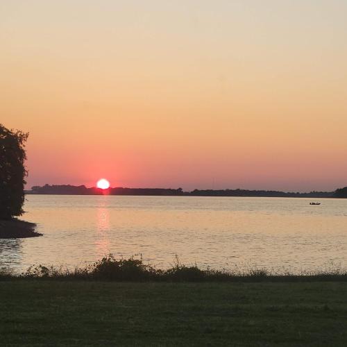 Lake Village House | Turn On Inn