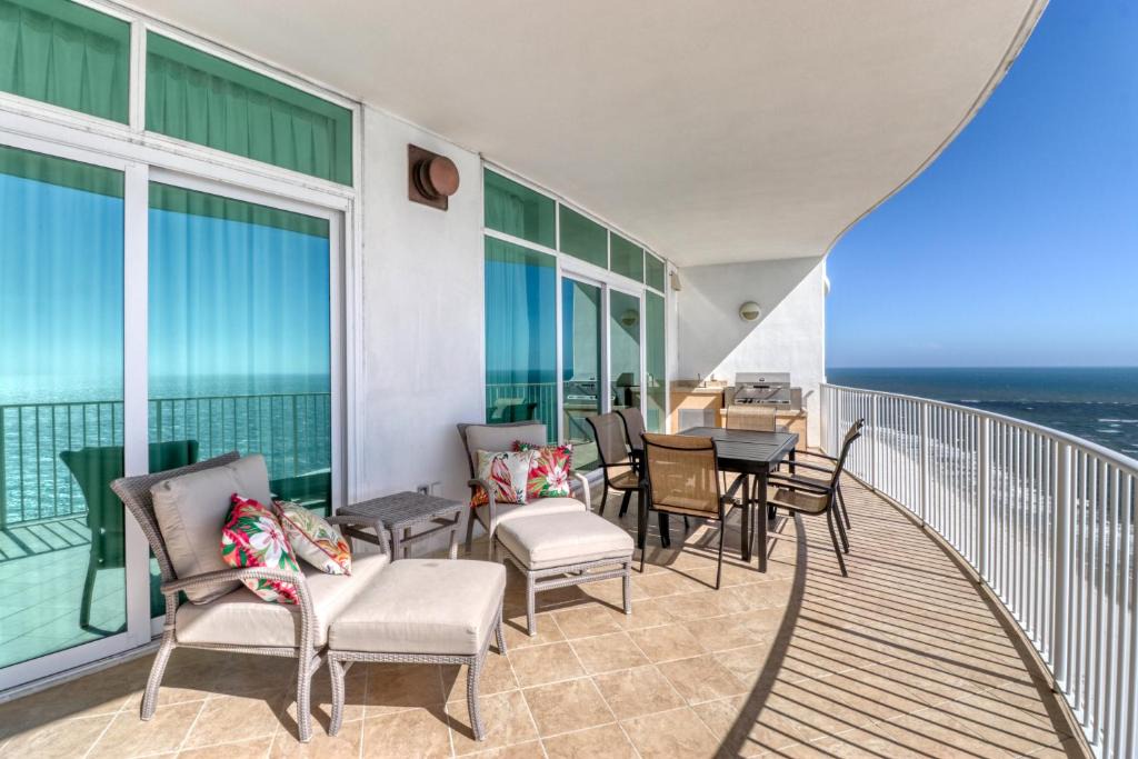 Orange Beach Hotel | Turquoise Place 2707C
