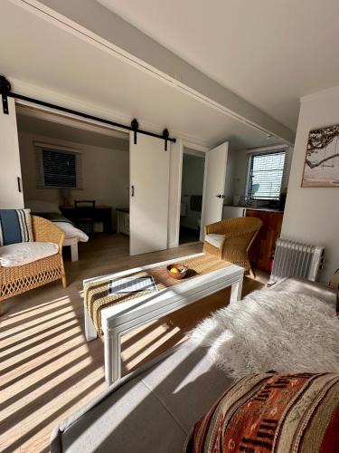 Papamoa Beach House | Turtle Cabin