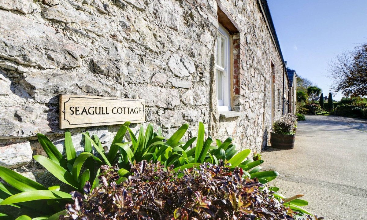 Charlestown Cottage | Turtle Cottage, Charlestown