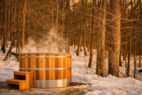 Pond Eddy House | Tuthill Treehouse - Secluded Mountain Cabin with Roof Deck & Fire Pit