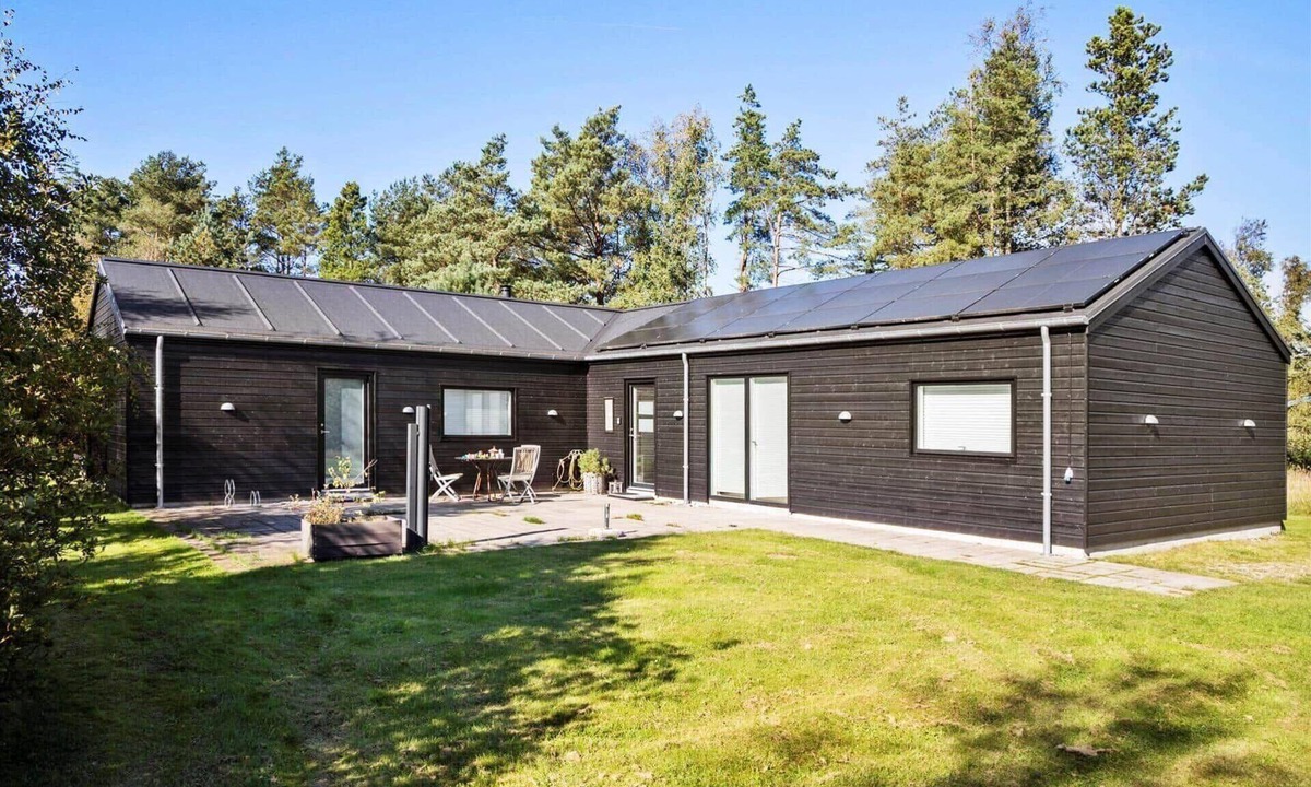 Skram House | TV1475 Ålbæk - Geminivej 15 (÷ nøgleboks)
