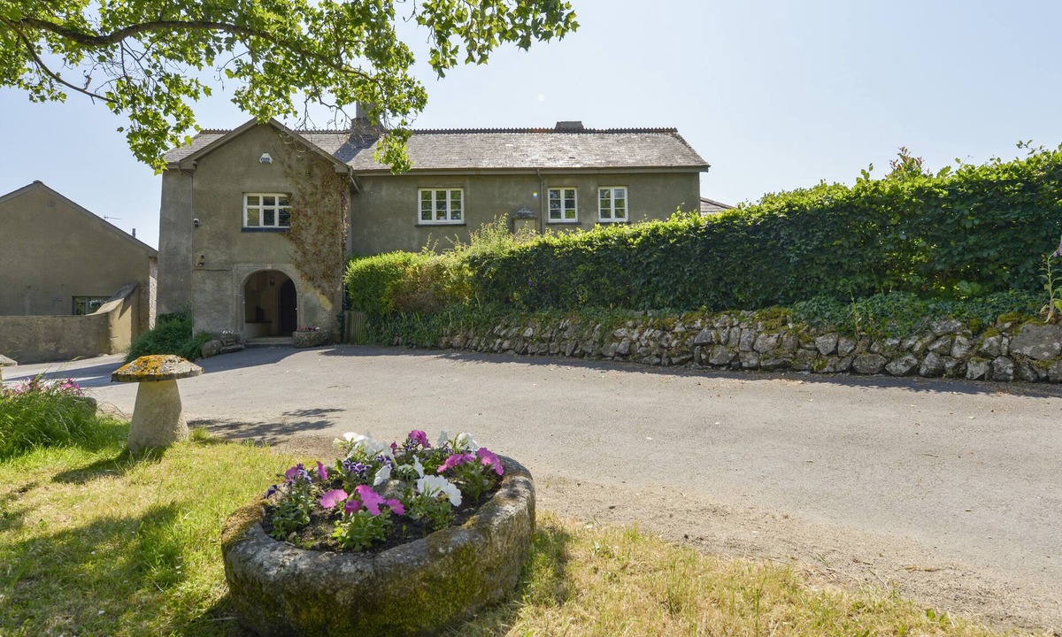 Kingskerswell Cottage | Twelve Oaks Farmhouse