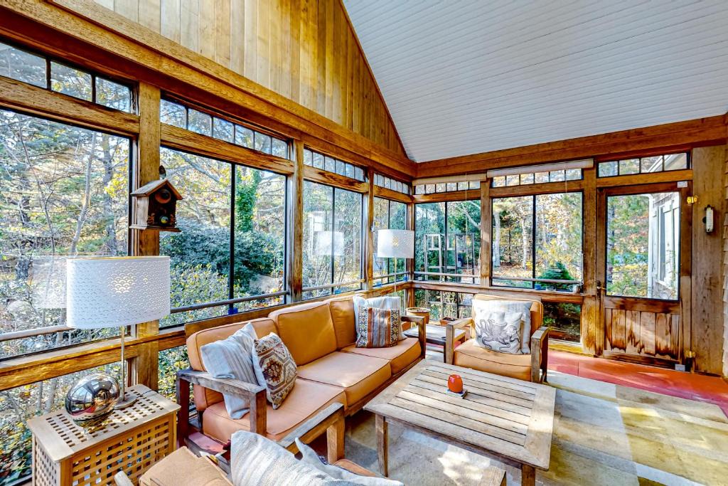 Truro House | Twelve Trees