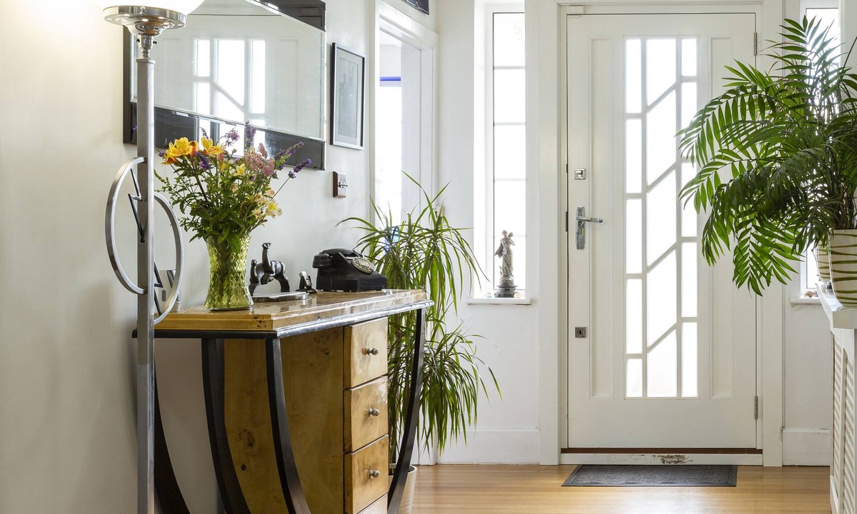 Birchington Bed & Breakfast | Twentieth Century B&B