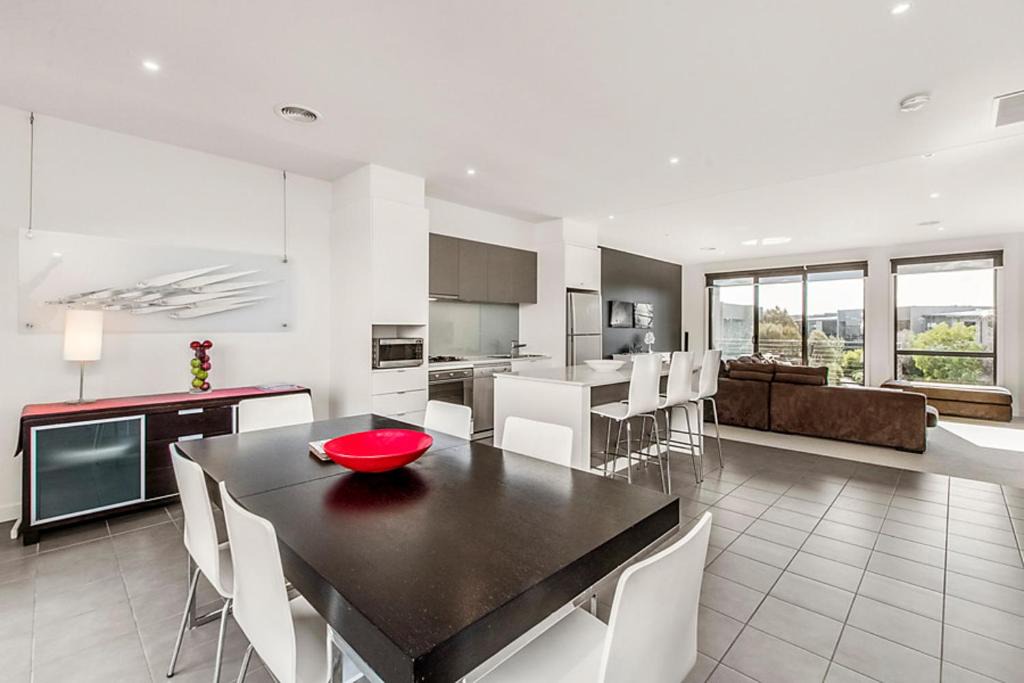 Torquay House | Twenty Five Coast
