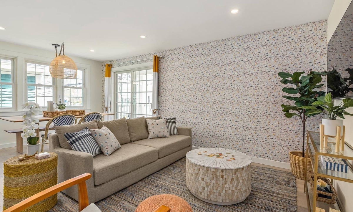 Ogunquit Condo | Twenty Shore - 3 Sun Suite