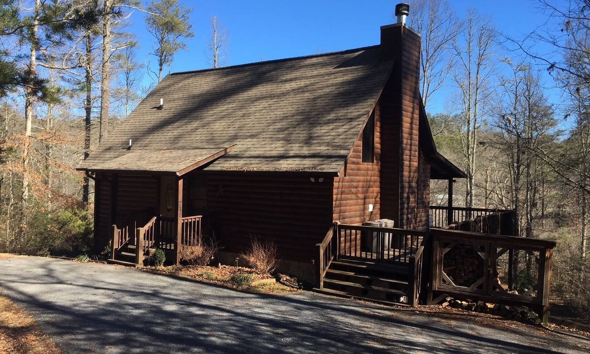 Epworth Cabin | Twin Creeks has a beautiful wooded setting