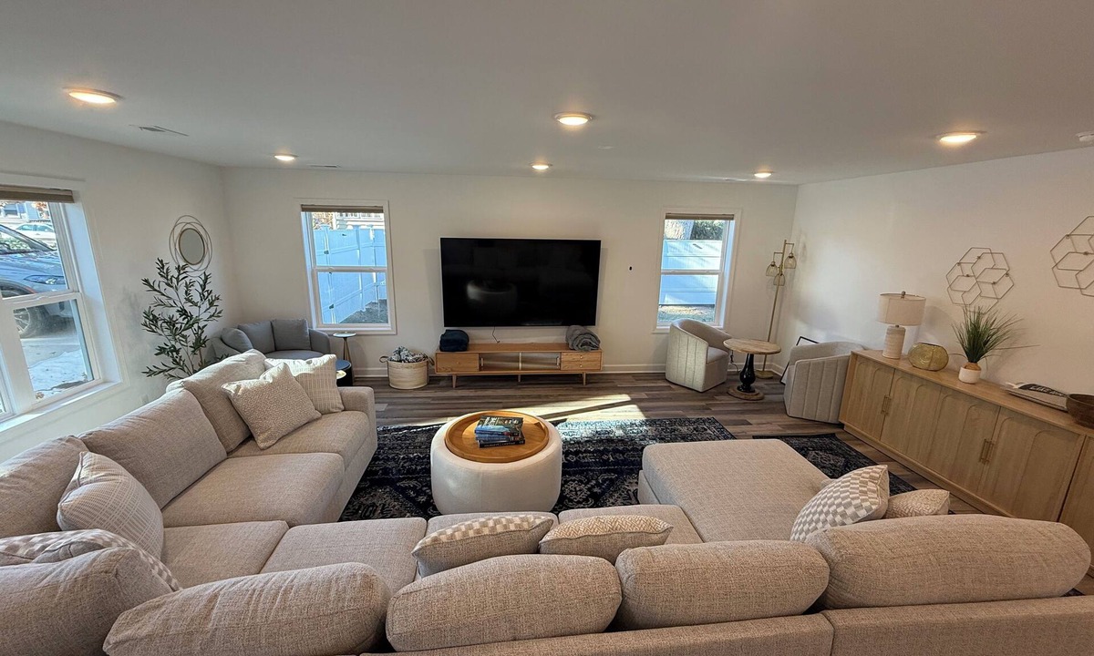 Twin Lakes House | Twin Lakes Family Escape - Spacious 4 bedroom New Construction near Lake Mary