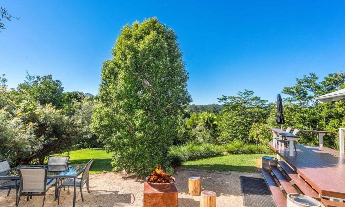 Bangalow House | Twin Tallows - secluded couples retreat