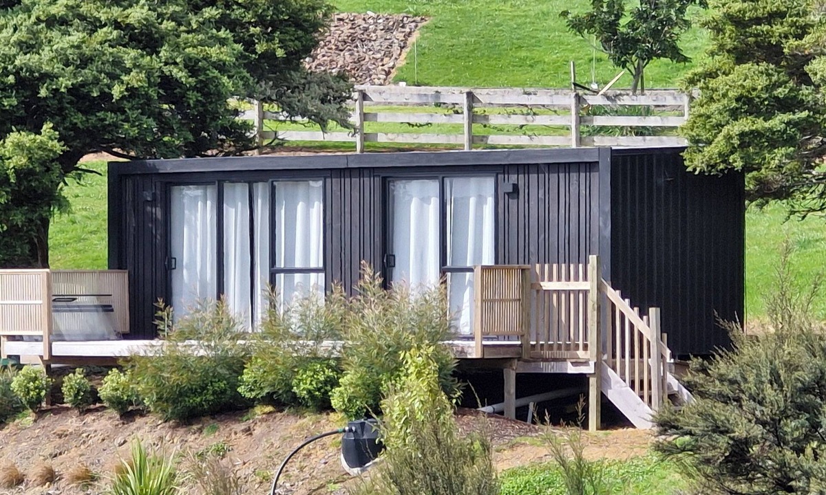 Mangawhai Cabin | Twin Totara Cottage