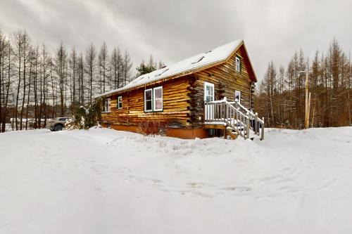 Twin Mountain House | Twin View Log Home