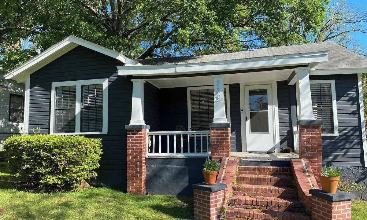 Griffin Heights House | Twisted Factory Modern 4BR Pet Friendly