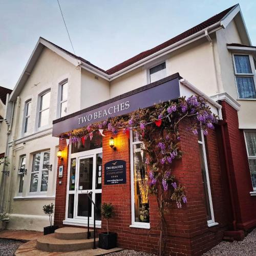 Roundham House | Two Beaches