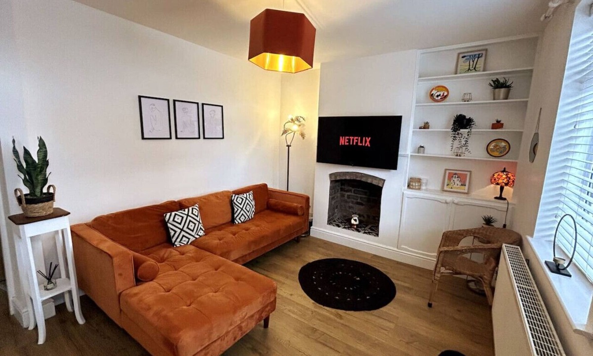 Winterley House | Two Bed Charming Cottage