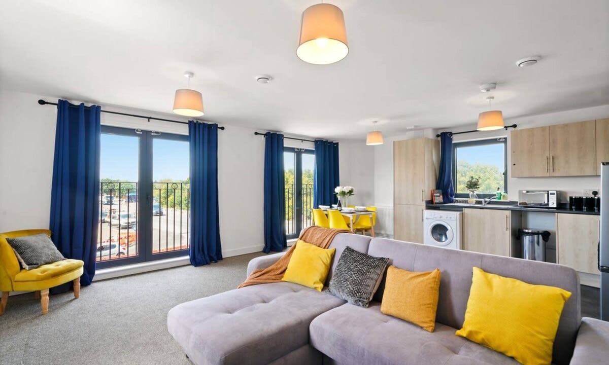 George Green Apartment | Two Bed Heathrow Apartment