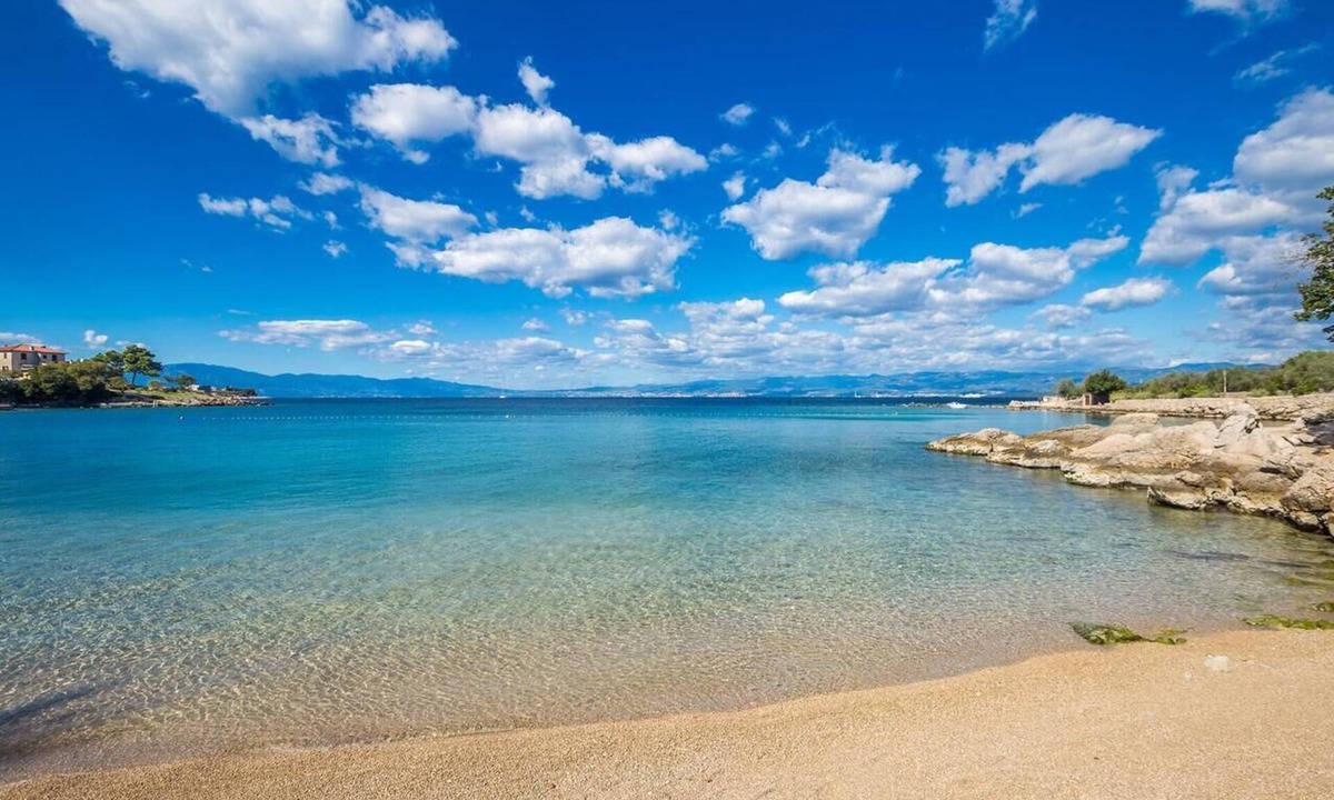 Vantacici Apartment | Two bedroom apartment with terrace Porat, Krk (A-20378-a)