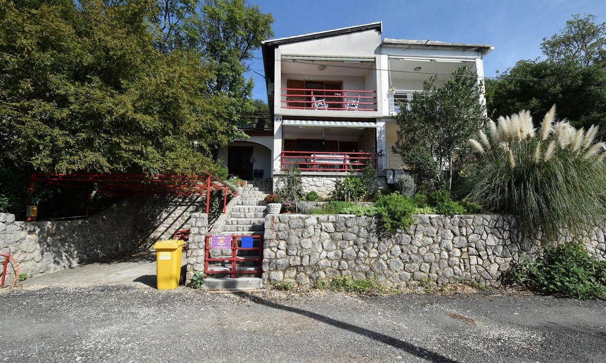 Omisalj Apartment | Two bedroom apartment with terrace and sea view Omišalj, Krk (A-20480-a)