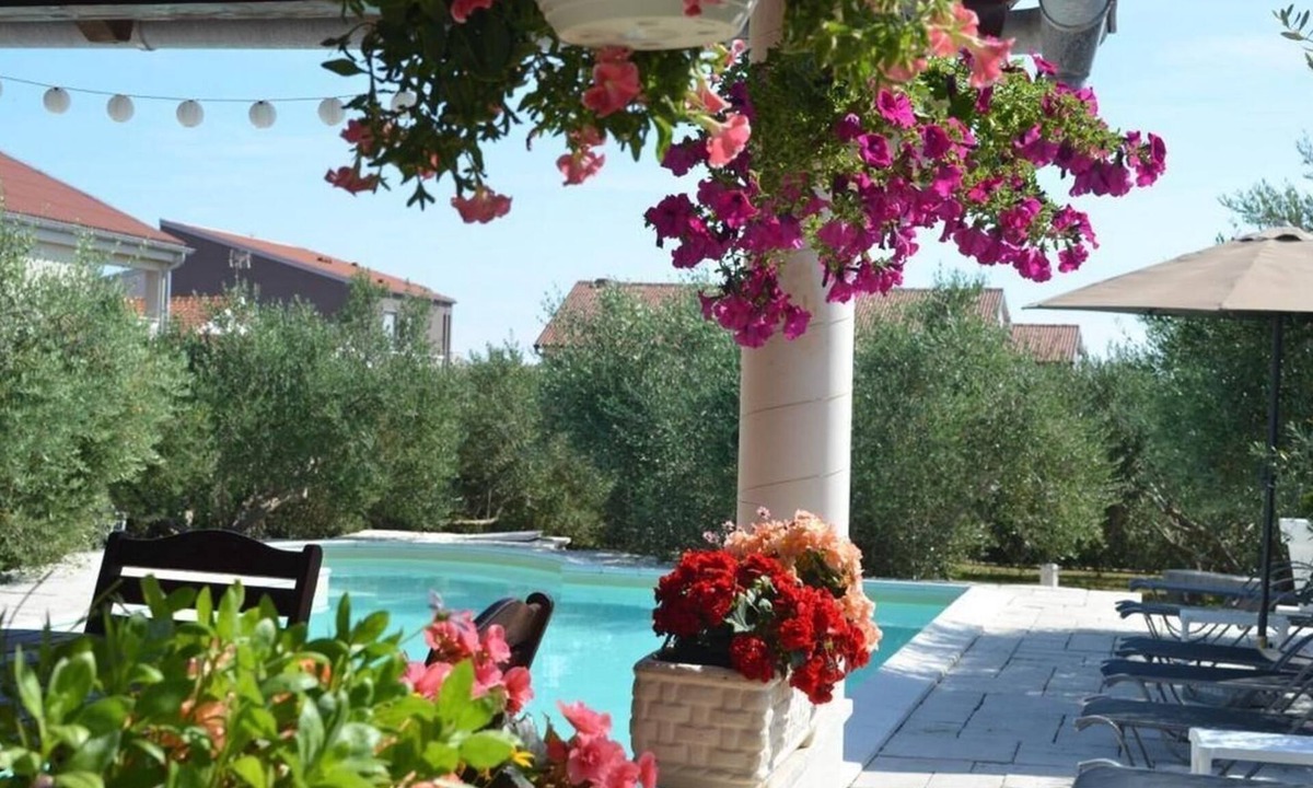 Povljana Apartment | Two bedroom apartment with terrace Povljana, Pag (A-244-c)