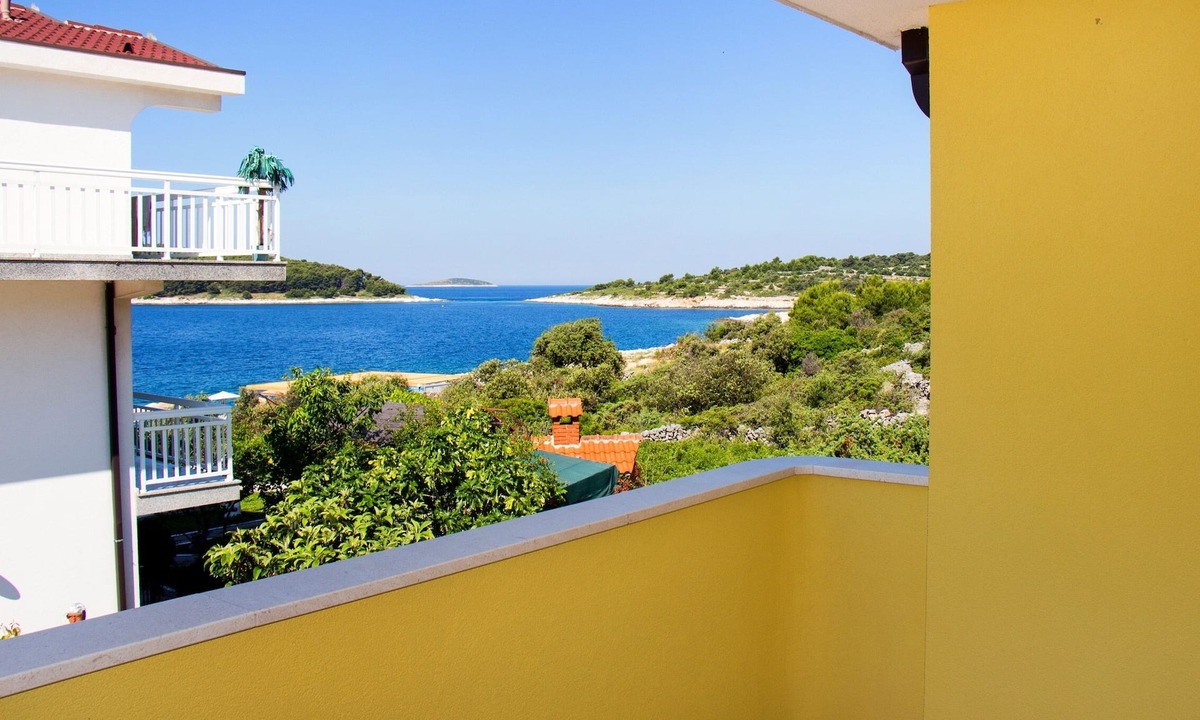 Rogoznica Apartment | Two bedroom apartment near beach Zečevo Rtić, Rogoznica (A-11869-c)