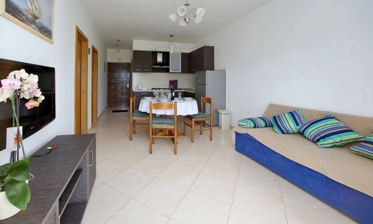 Sukosan Apartment | Two bedroom apartment with terrace and sea view Sukošan, Zadar (A-16646-a)