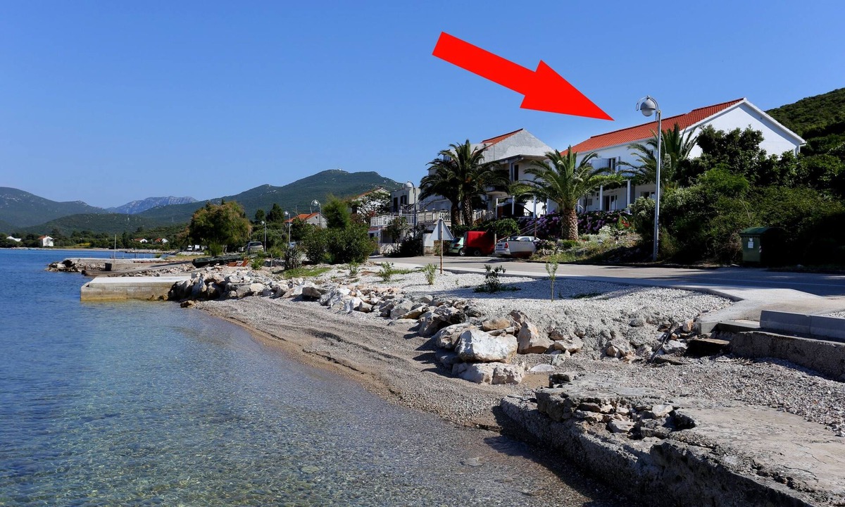 Drace Apartment | Two bedroom apartment near beach Drače, Pelješac (A-10130-a)