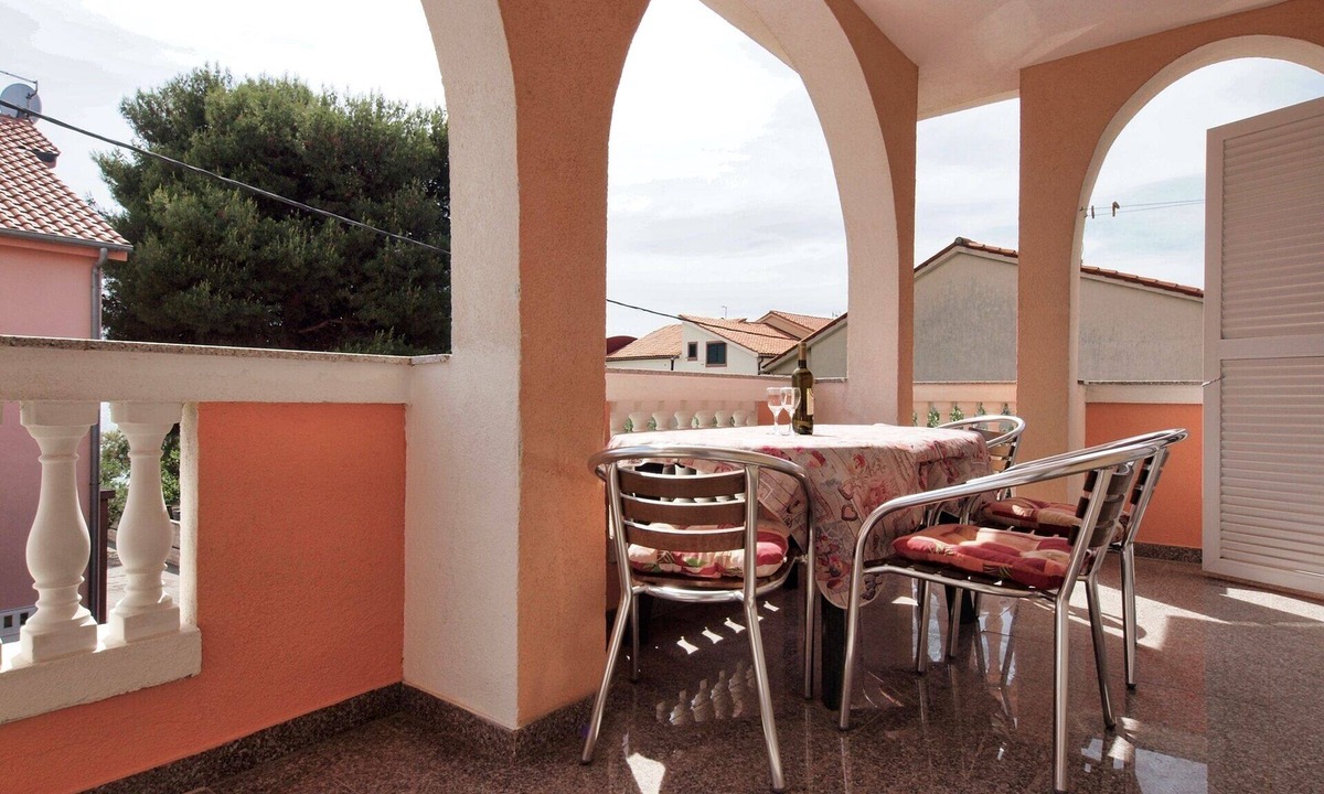 Vodice Apartment | Two bedroom apartment near beach Srima - Vodice, Vodice (A-15621-c)