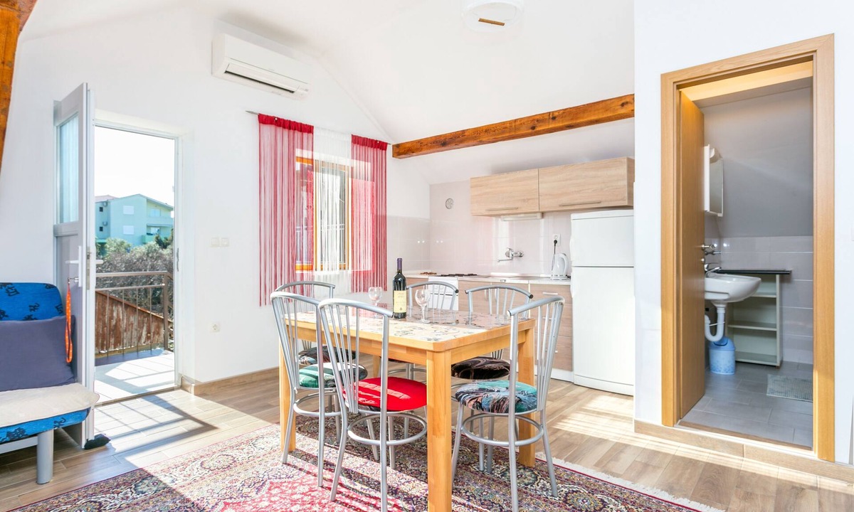 Podaca Apartment | Two bedroom apartment with balcony and sea view Podaca (Makarska) (A-2783-d)