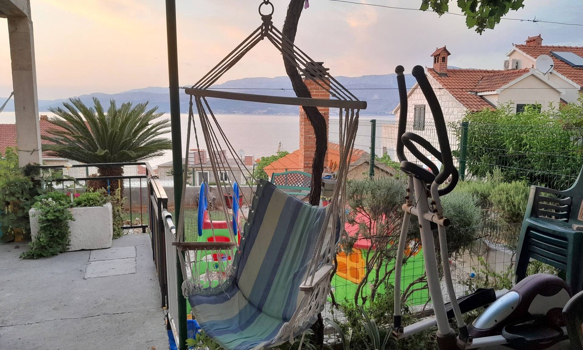 Postira Apartment | Two bedroom apartment with terrace and sea view Postira, Brač (A-2911-b)