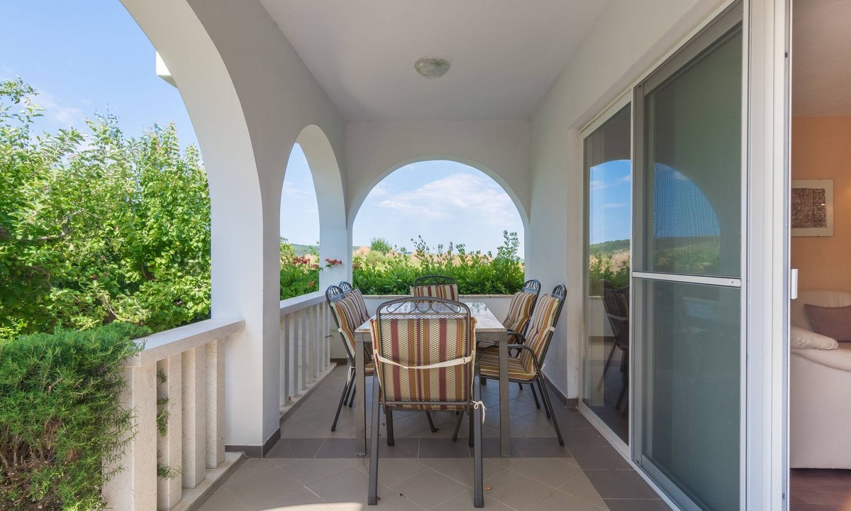 Ljubac Apartment | Two bedroom apartment with terrace and sea view Ljubač, Zadar (A-14593-a)