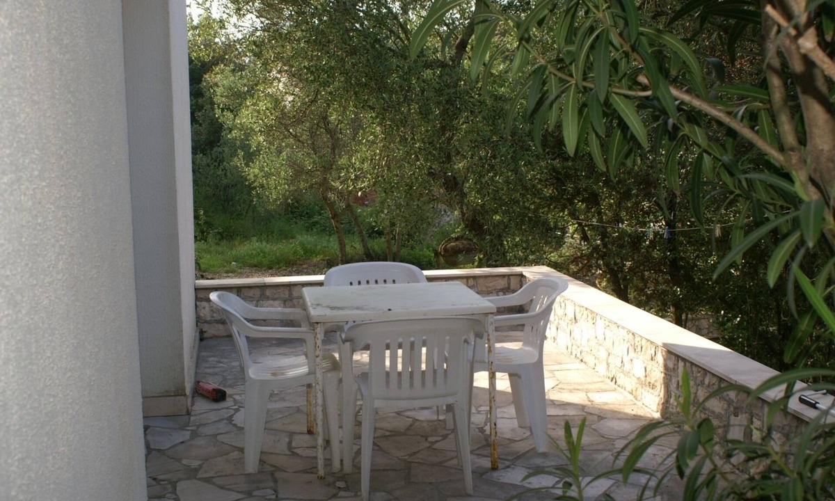 Zrnovo Apartment | Two bedroom apartment with terrace Žrnovska Banja (Korčula) (A-3154-b)