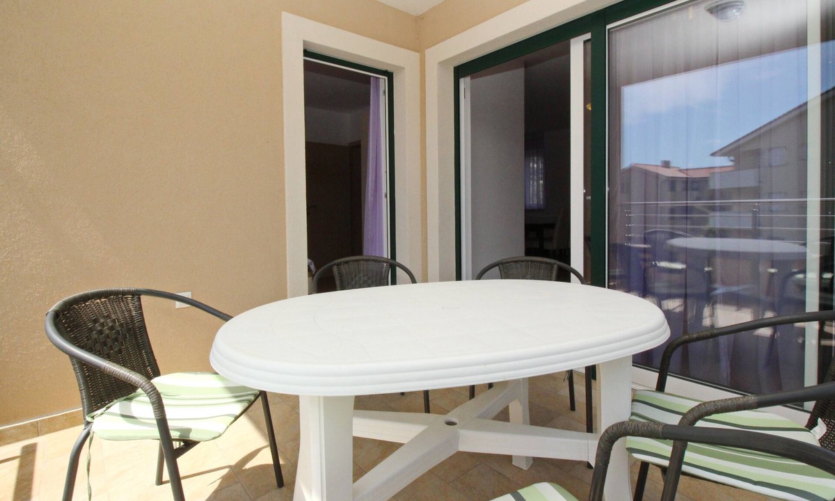 Jurandvor Apartment | Two bedroom apartment with terrace Baška, Krk (A-18845-c)