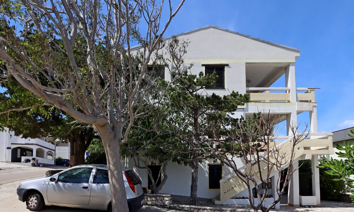 Pag Apartment | Two bedroom apartment with terrace and sea view Pag (A-18325-d)