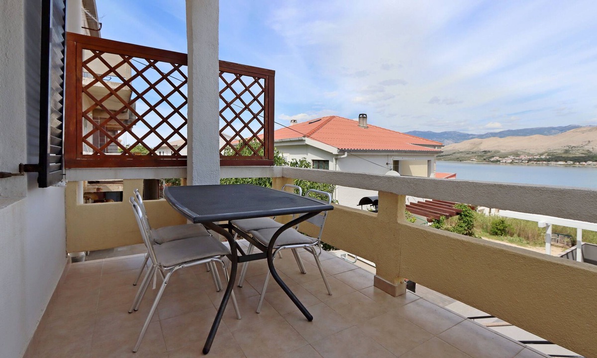 Pag Apartment | Two bedroom apartment with terrace and sea view Pag (A-18345-b)