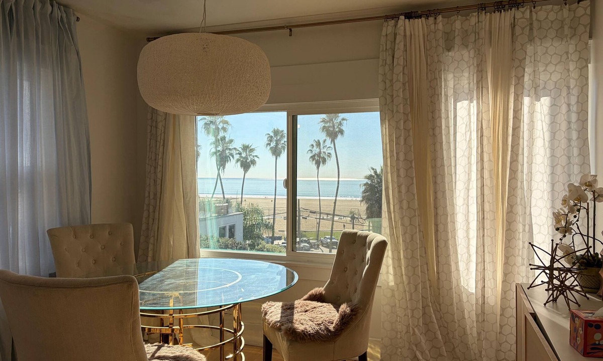 Downtown Apartment | Two bedroom apt on the beach with ocean view!