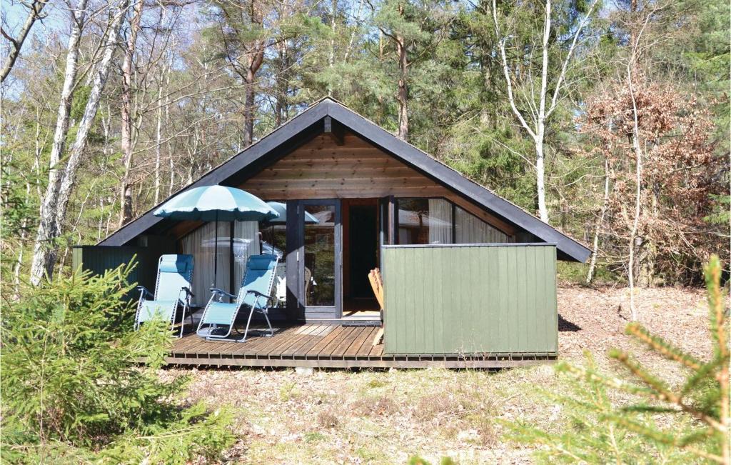 Asserbo House | Two-Bedroom Holiday Home In Frederiksvark