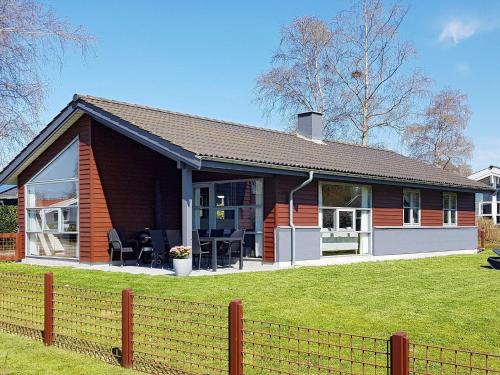 Kongsnæs House | Two-Bedroom Holiday home in Stubbekøbing 2