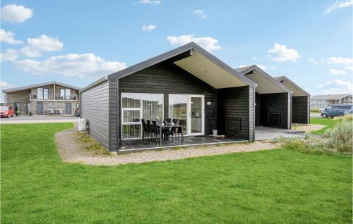 Sondervig House | Two-Bedroom Holiday Home Ringkøbing 04