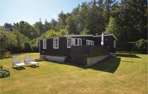 Balle House | Two-Bedroom Holiday Home In Balle