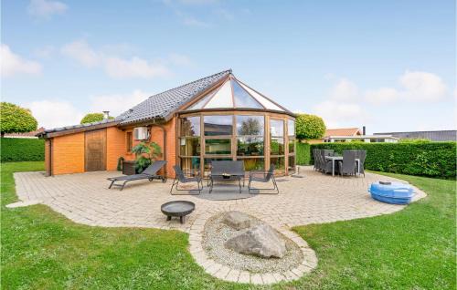 Hejlsminde House | Two-Bedroom Holiday Home In Hejls