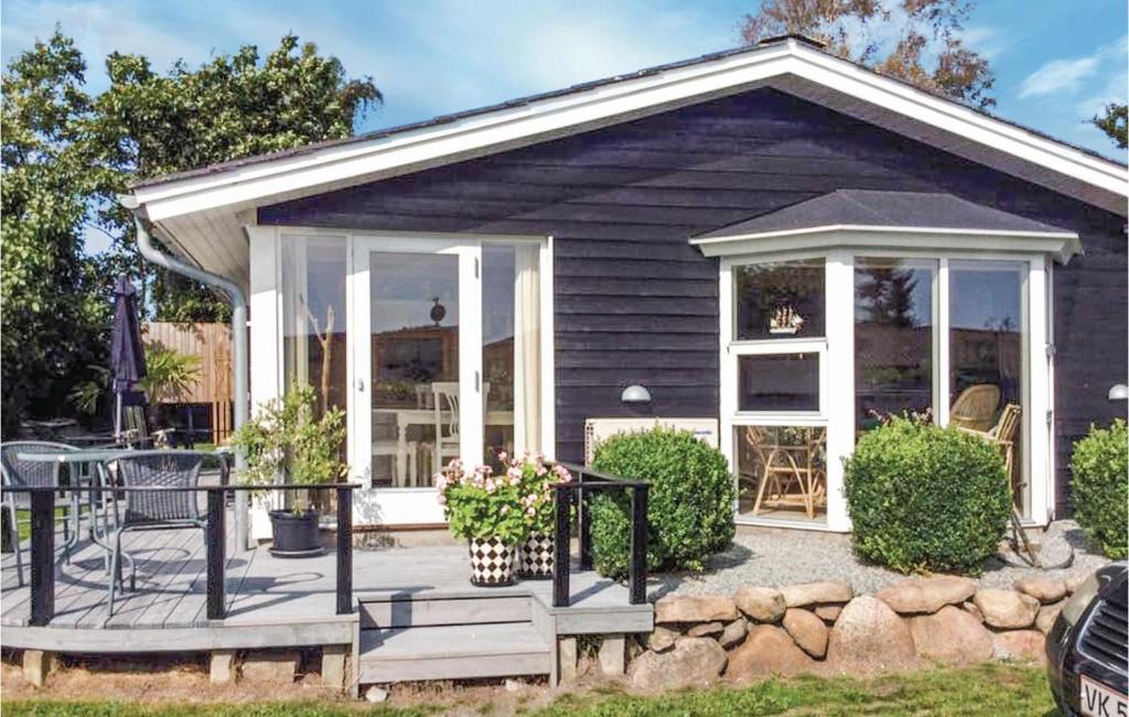 Ronde House | Two-Bedroom Holiday Home In Ronde