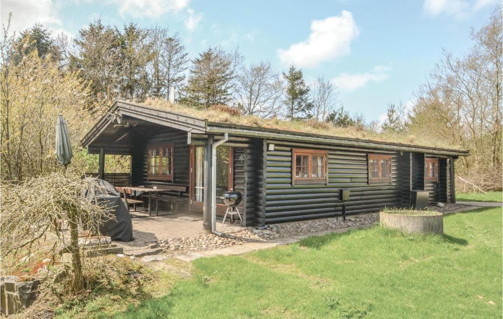 Ronbjerg House | Two-Bedroom Holiday Home in Roslev