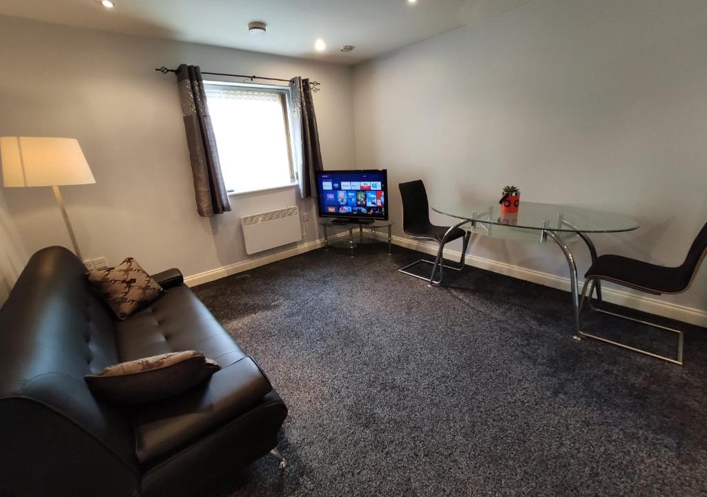 Manchester Apartment | Two bedroom spacious apartment