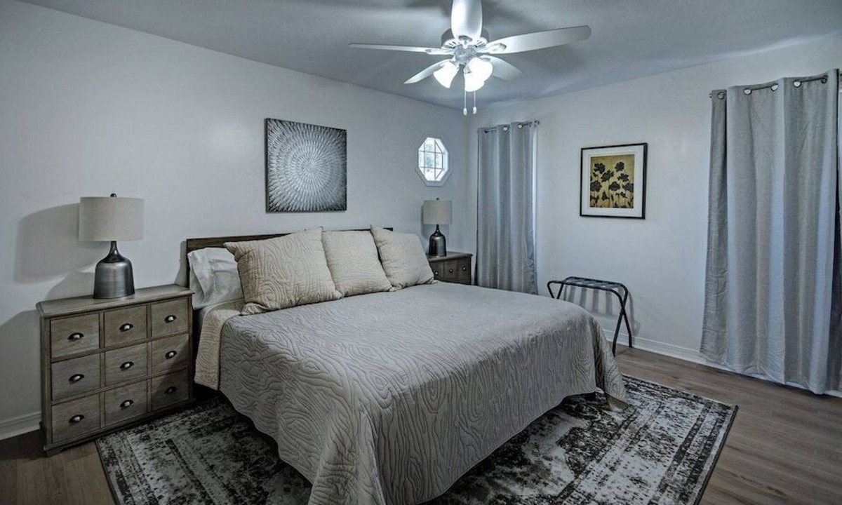 Ridgeland House | Two Bedroom Townhouse in Ridgeland