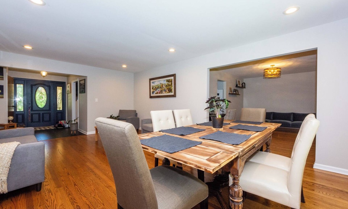 Wheaton House | Two Bedroom, Two Bathroom, Quiet and Relaxing Home