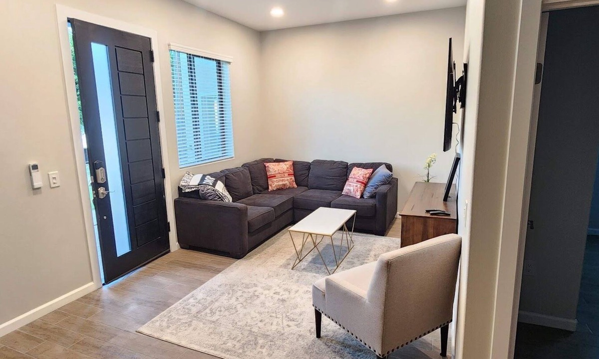 Fountain Valley Apartment | Two bedroom unit in Orange County Resort Village