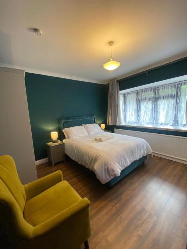 Benfleet Apartment | Two double bedroom self contained Retreat