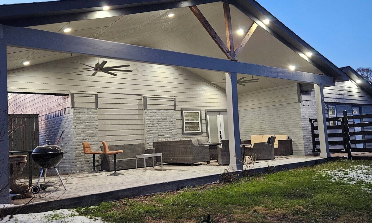Northeast Houston House | Two-in-one home in East Houston
