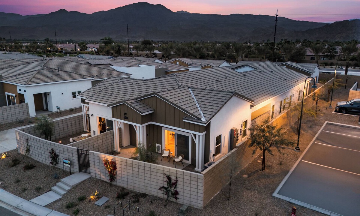 Palm Springs House | Two Individual 4BR Escapes for 20 Guests | Pool, Spa, Firepit | Summerwell