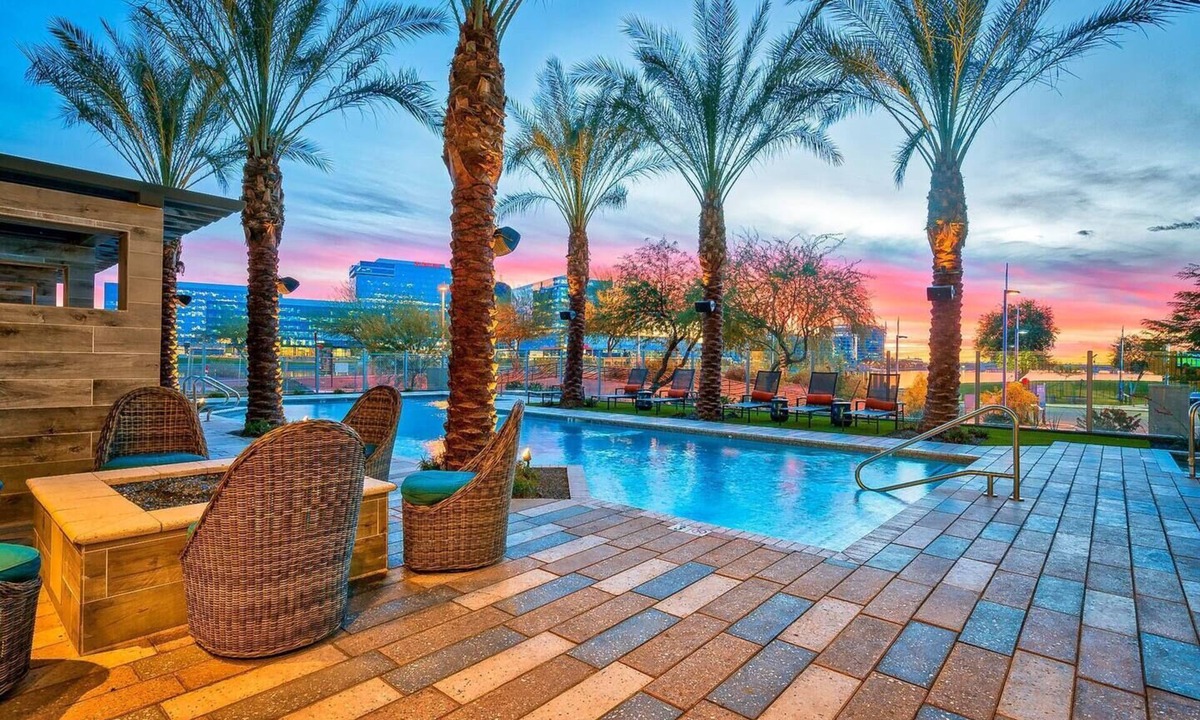 Tempe Apartment | TWO Modern CozySuites at Town Lake